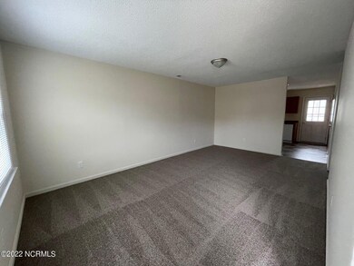 202 Appaloosa Dr, Jacksonville, NC 28540 - photo 2