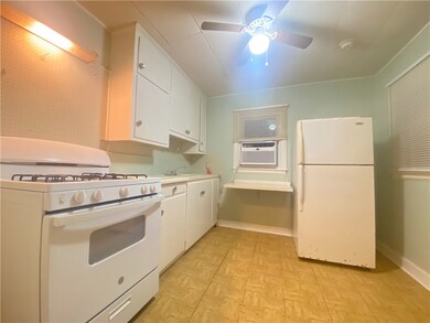 410 E Huntsville Rd unit B, Fayetteville, AR 72701 - photo 7