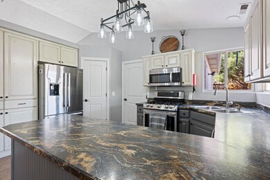 833 S 375 St E, Ivins, UT 84738 - photo 3