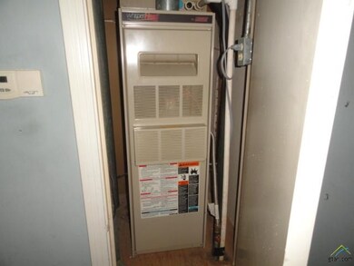 728 E Barbara St, Tyler, TX 75701 - photo 7