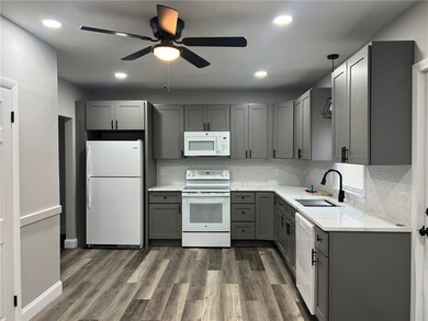 682 Main St unit 686, Coventry, RI 02816 - photo 2