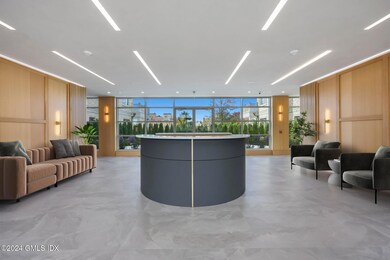 71 Havemeyer Place unit 303 N, Greenwich, CT 06830 - photo 2