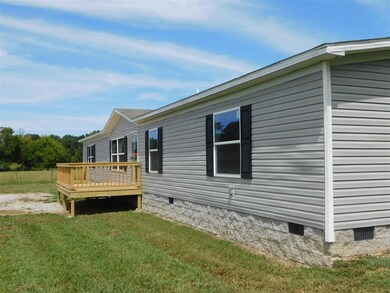 442 Isom Bradley Rd, Scottsville, KY 42164 - photo 2