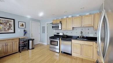 7 English St unit 3, Salem, MA 01970 - photo 7