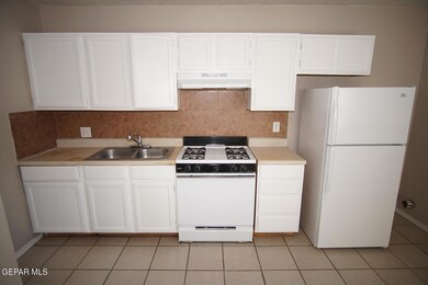 4014 Lincoln Ave unit 3, El Paso, TX 79930 - photo 3