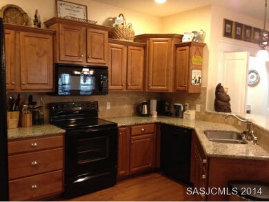 Solid Wood & Granite Kitchen