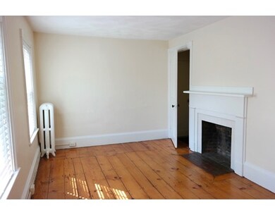 114 Bartlett St, Charlestown, MA 02129 - photo 4