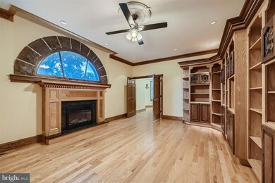 2 N Patterson Park Ave, Baltimore, MD 21231 - photo 7