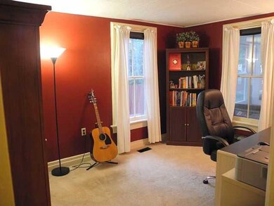 Studio/Study/Office