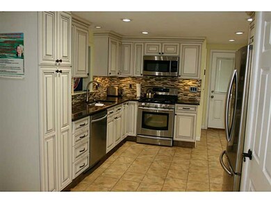 29 Douglas Rd, Warwick, RI 02886 - photo 2