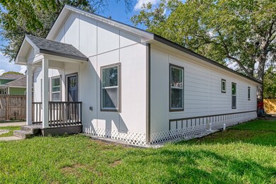 5415 Gold St, Houston, TX 77026 - photo 4