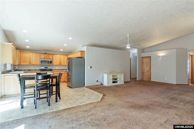 5045 Durango Ct SE, Salem, OR 97306 - photo 6