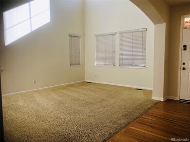 10565 Laurelglen Cir, Highlands Ranch, CO 80130 - photo 3
