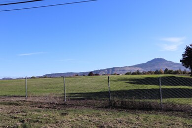 2473 Corona Ave, Medford, OR 97504 - photo 3