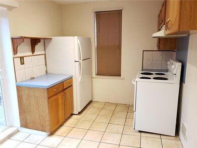 632 Saint John St unit 1, Allentown, PA 18103 - photo 4