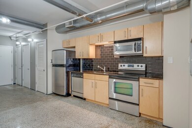 Bennie Dillon unit 603, Nashville, TN 37203 - photo 2