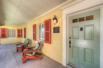 Covered Front Porch
