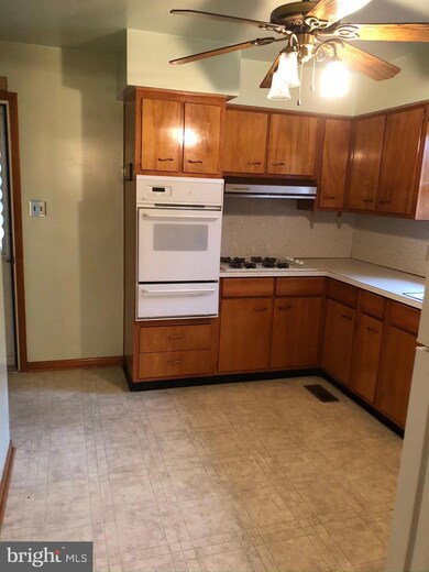 13606 Paradise Church Rd, Hagerstown, MD 21742 - photo 6