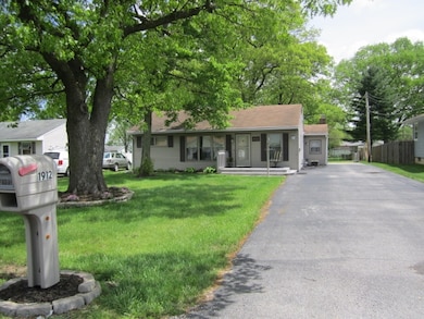 1912 Olladale Dr, Fort Wayne, IN 46808 - photo 2