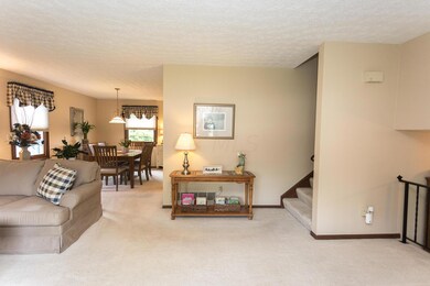 1585 Scottsdale Ave, Columbus, OH 43235 - photo 7