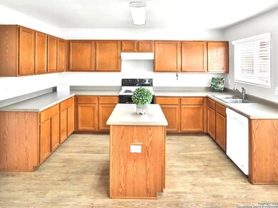 3606 Arrowwood Bend, San Antonio, TX 78261 - photo 5