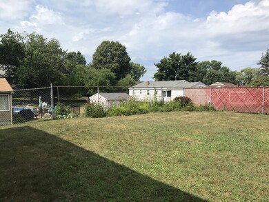 70 Oakcrest Cir, Methuen, MA 01844 - photo 7