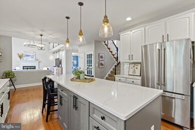 42612 Mandolin St, Chantilly, VA 20152 - photo 7