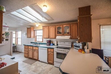 933 Rose St, Craig, CO 81625 - photo 5