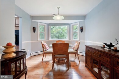 912 Larch Ave, Takoma Park, MD 20912 - photo 2