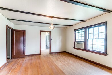 6434 Glenrose Ct, Dallas, TX 75214 - photo 4