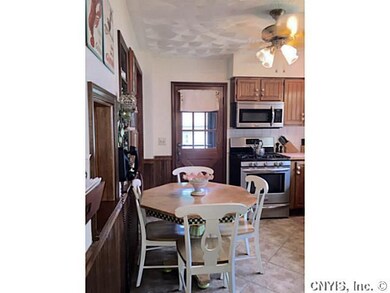 Kitchen Eat in Kitchen