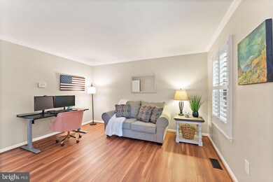 37748 Sutton Dr, Purcellville, VA 20132 - photo 6