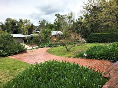 4917 San Feliciano Dr, Woodland Hills, CA 91364 - photo 2