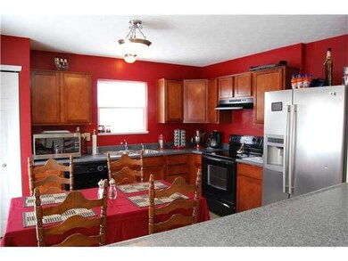 12356 Quarterback Ln, Fishers, IN 46037 - photo 4