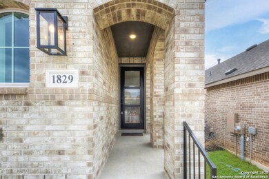 1829 Nettletree Rd, New Braunfels, TX 78132 - photo 2