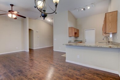 2163 E 29th Ave-15