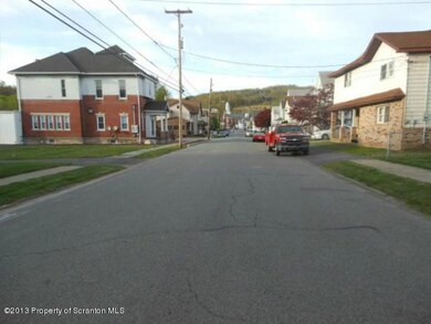 264 Laurel St, Archbald, PA 18403 - photo 3