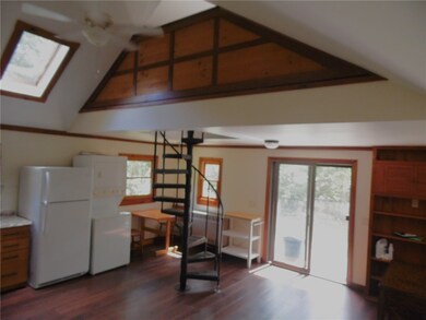 39 Old Coach Rd unit cottage, Charlestown, RI 02813 - photo 6