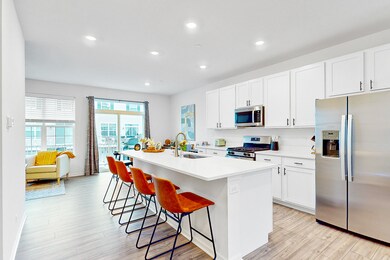 1624 Bentz Way, Batavia, IL 60510 - photo 2