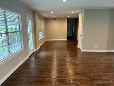 5919 Green Terrace Ln, Houston, TX 77088 - photo 5