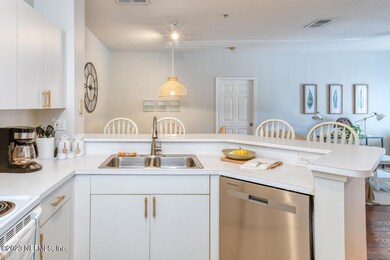 605 Fairway Dr unit 203, Saint Augustine, FL 32084 - photo 4