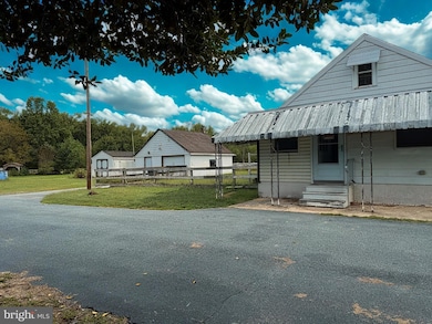 15832 S Dupont Hwy, Harrington, DE 19952 - photo 3