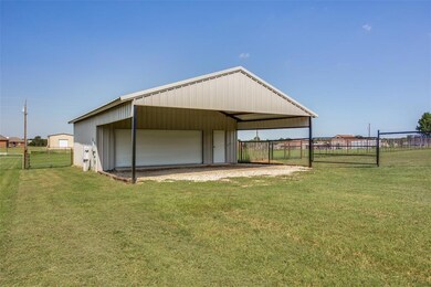 608 Olive Branch Rd, Brock, TX 76087 - photo 3