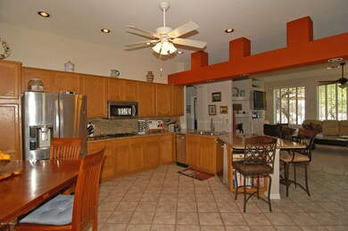 163 E Silverstone Place, Tucson, AZ 85737 - photo 7