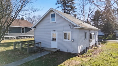 121 Oak St, Duluth, MN 55810 - photo 5