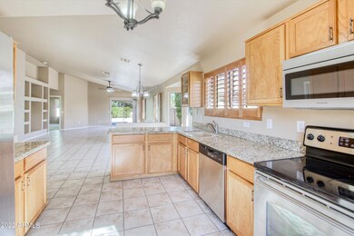 Kitchen 4