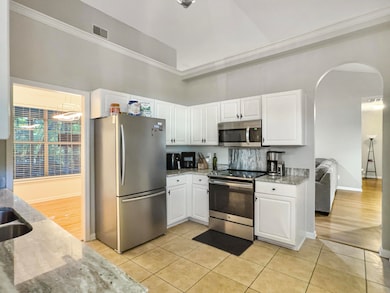 125 Isherwood Dr, Goose Creek, SC 29445 - photo 4