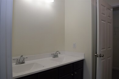 95 Millers Farm Dr unit 15, Rochester, NH 03868 - photo 7