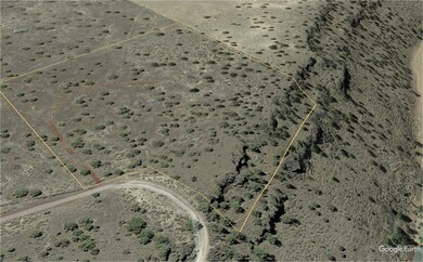 03 Aerial w Boundary & Rimrock ii