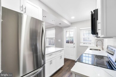 4652 36th St S unit A, Arlington, VA 22206 - photo 7